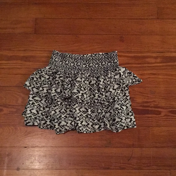 Patterned Skirt - Picture 2 of 3